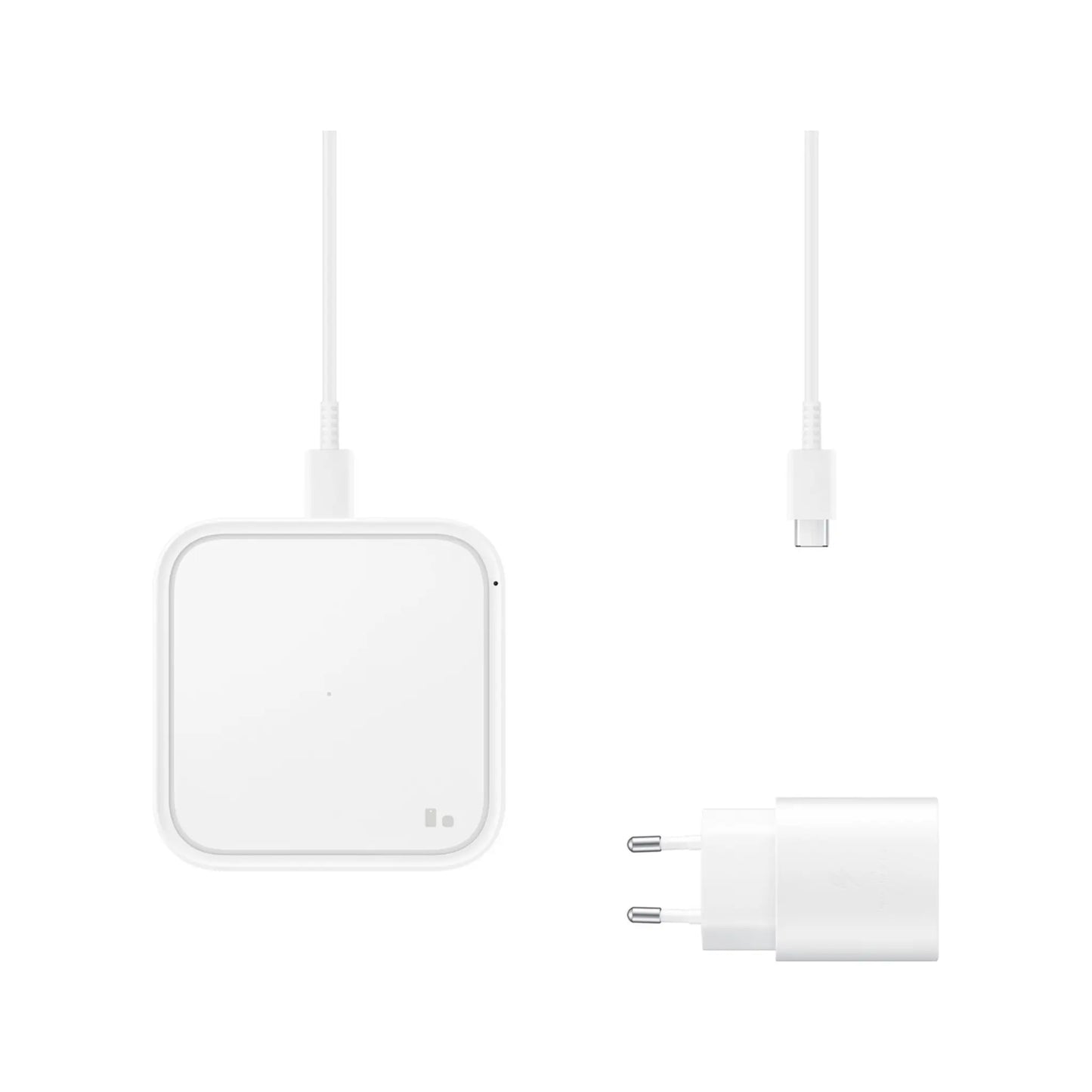 Das Bild zeigt das Samsung EP-P2400T Wireless Charger Pad in Weiß inklusive Zubehör.