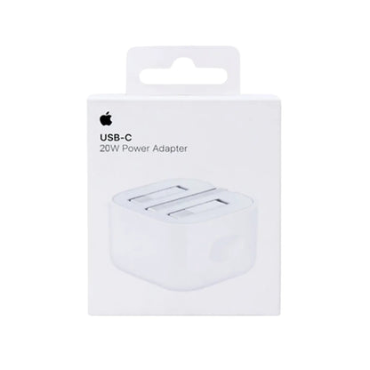 Das Bild zeigt das Apple MHJF3 Ladegerät 20W UK-Plug in Weiß.