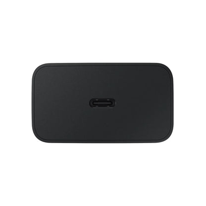 Das Bild zeigt das Samsung EP-T4511 Ladegerät 45W USB-C UK-Plug in Schwarz.