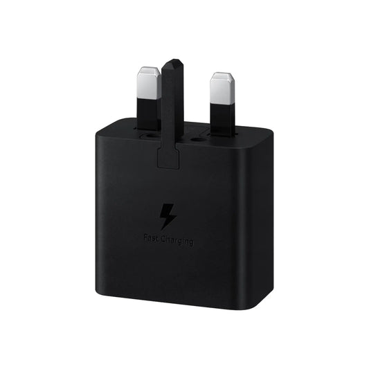 Das Bild zeigt das Samsung EP-T1510 Ladegerät 15W UK-Plug in Schwarz aus der Frontansicht.