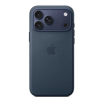 Das Bild zeigt die Apple iPhone Handyhülle MGF94ZM/A aus Funktionsgewebe. Sie ist kompatibel mit dem iPhone 17 Pro Max. In der Farbe Blau aus der Frontansicht.