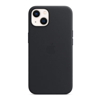 Das Bild zeigt die Apple iPhone Handyhülle MM183ZM/A aus Leder. Sie ist kompatibel mit dem iPhone 13. In der Farbe Mitternacht aus der Frontansicht.