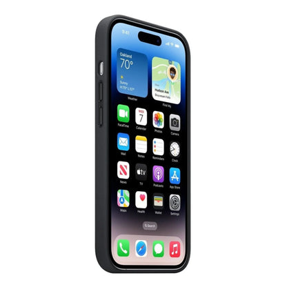 Das Bild zeigt die Apple iPhone Handyhülle MPPG3ZM/A aus Leder. Sie ist kompatibel mit dem iPhone 14 Pro. In der Farbe Mitternacht aus der Seitenansicht.