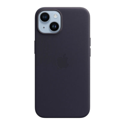 Das Bild zeigt die Apple iPhone Handyhülle MPP63ZM/A aus Leder. Sie ist kompatibel mit dem iPhone 14. In der Farbe Tinte aus der Frontansicht.