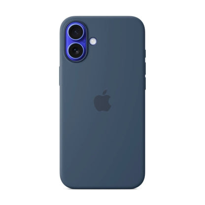 Das Bild zeigt die Apple iPhone Handyhülle MYYA3ZM/A aus Silikon. Sie ist kompatibel mit dem iPhone 16 Plus. In der Farbe Denim aus der Frontansicht.