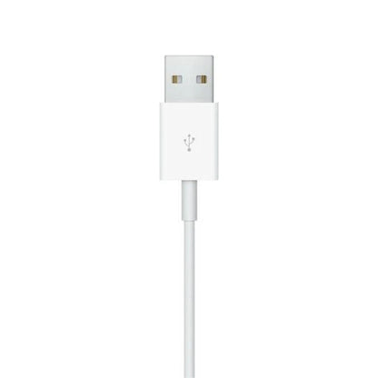 Das Bild zeigt das Apple Watch MagSafe Ladegerät USB-A mit einer Kabellänge von 1 Meter.
