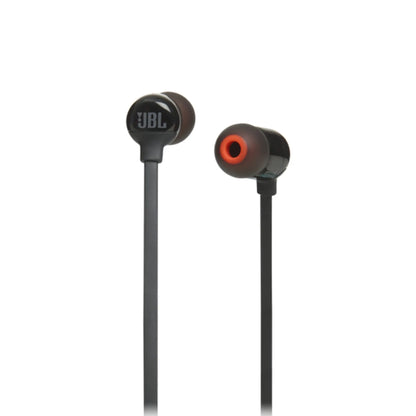 Das Bild zeigt die JBL Tune 110 BT In-Ear-Kopfhörer in Schwarz aus der Schrägansicht.