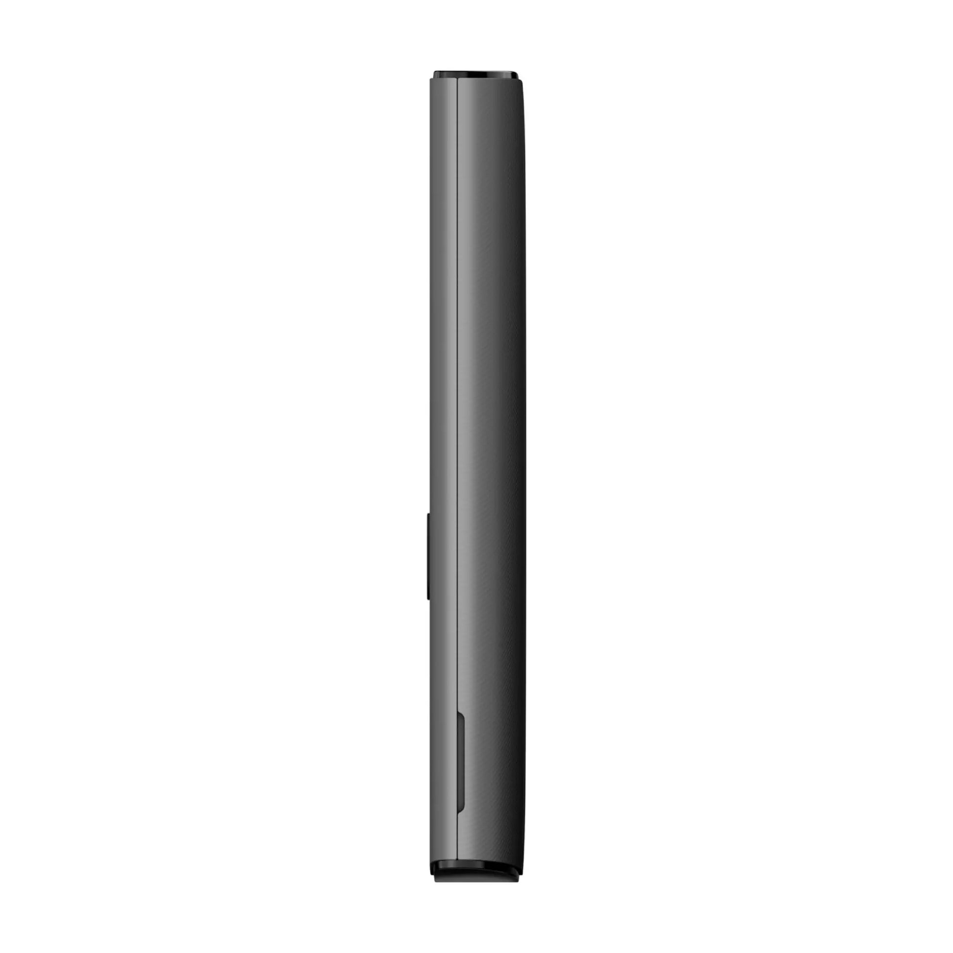 Das Bild zeigt das Nokia 110 4G (2021) Handy Dual-SIM aus der Seitenansicht.