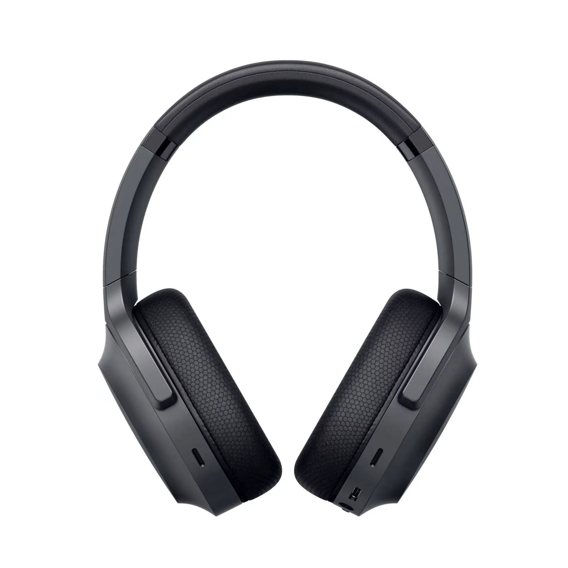 Razer Barracuda Gaming Headset Frontansicht, für erstklassigen Sound und bequemen Sitz.
