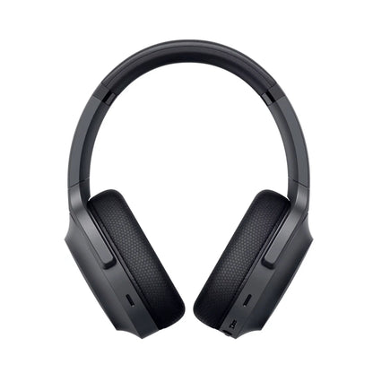 Razer Barracuda Gaming Headset Frontansicht, für erstklassigen Sound und bequemen Sitz.
