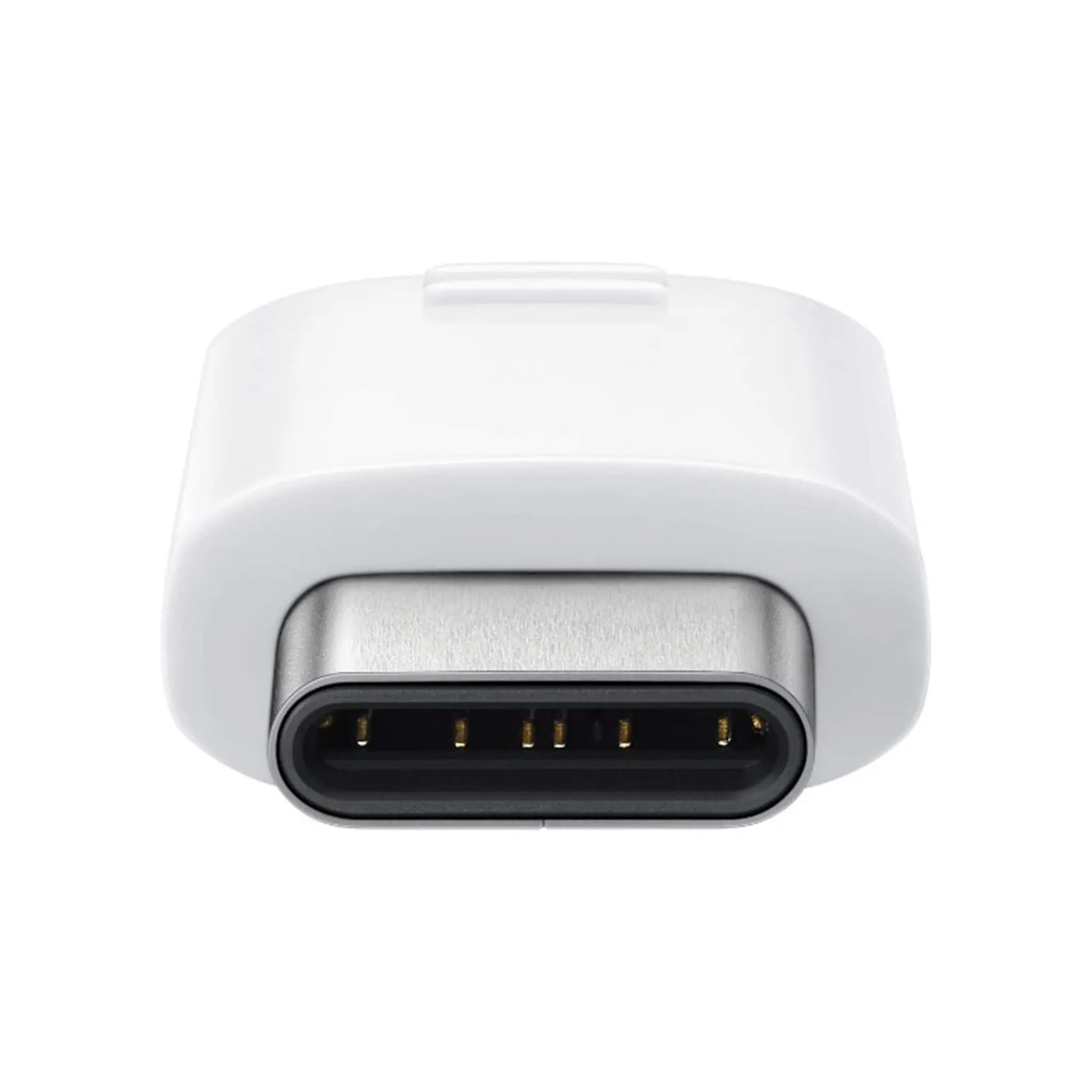 Das Bild zeigt den Samsung EE-GN930 Adapter – USB-C auf Micro-USB Konverter in kompakter Bauform für Laden und Synchronisieren. Die Ansicht zeigt die USB-C Verbindung.