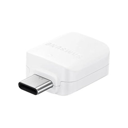 Das Bild zeigt den Samsung EE-UN930 Adapter in Weiß – USB-C auf USB-A Adapter für schnelle Datenübertragung und Ladefunktion. In der Ansicht ist die USB-C Verbindung sichtbar.