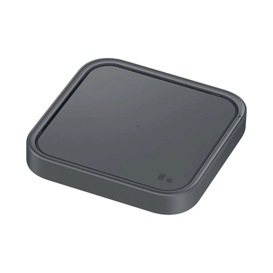 Das Bild zeigt das Samsung EP-P2400T Wireless Charger Pad in Schwarz aus der Seitenansicht.