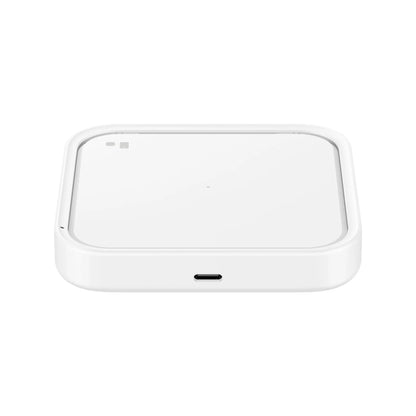 Das Bild zeigt das Samsung EP-P2400T Wireless Charger Pad in Weiß aus der Frontansicht.