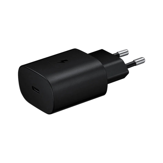 Das Bild zeigt das Samsung EP-T1510 Ladegerät mit 15 W in Schwarz aus der Seitenansicht.
