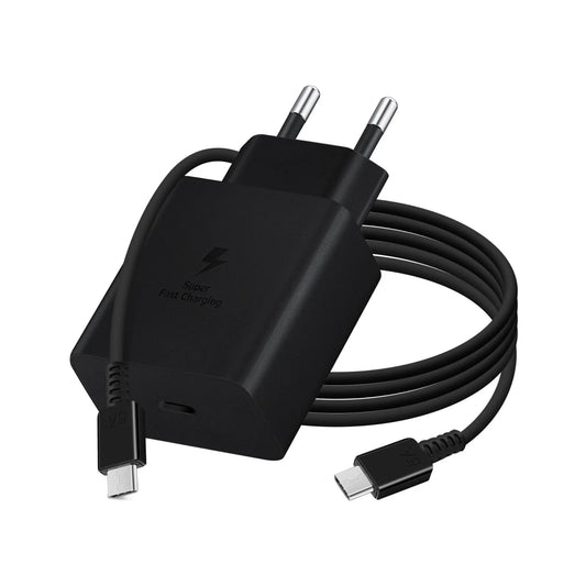 Das Bild zeigt das Samsung EP‑T4510 Ladegerät mit 45 W inklusive USB‑C‑Ladekabel. 