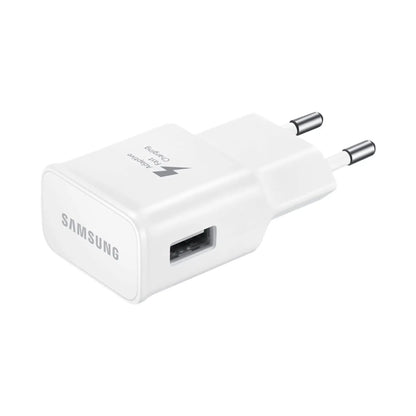 Das Bild zeigt das Samsung EP‑TA200 Ladegerät mit 15 W in Weiß aus der Seitenansicht.