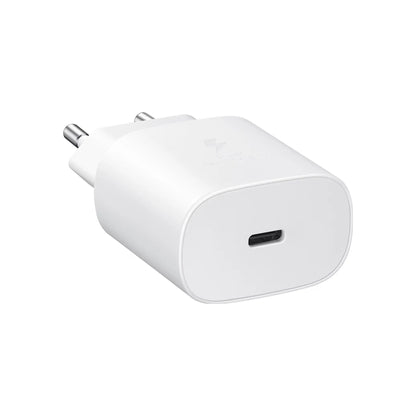 Das Bild zeigt das Samsung EP‑TA800 Ladegerät mit 25 W in Weiß aus der Seitenansicht.