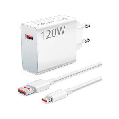 Das Bild zeigt das Xiaomi BHR6034EU Ladegerät 120W inkl. Ladekabel USB-C in Weiß aus der Seitenansicht. 