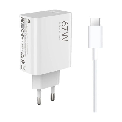Das Bild zeigt das Xiaomi MDY-12 Ladegerät 67W inkl. Ladekabel USB-C in Weiß aus der Frontansicht. 